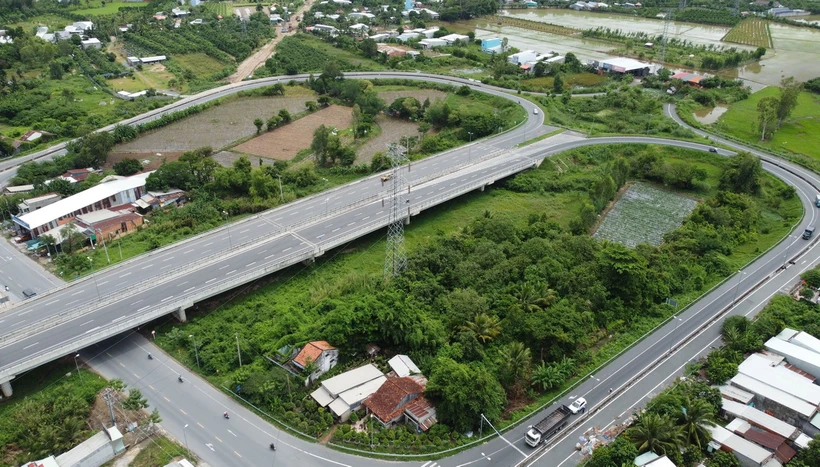 Cao tốc Mỹ An-Cao Lãnh sẽ kết nối với nút giao An Bình, thuộc xã An Bình, huyện Cao Lãnh. (Ảnh: Nhựt An/TTXVN)