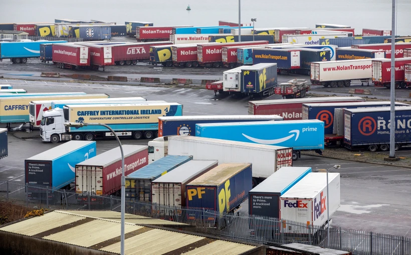Ba người được cho là công dân Việt Nam trong xe container đông lạnh ở Ireland