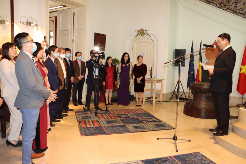 ễ kỷ niệm 75 năm quốc khánh Việt Nam tại Vương Quốc Bỉ. (Ảnh: Kim Chung/TTXVN)