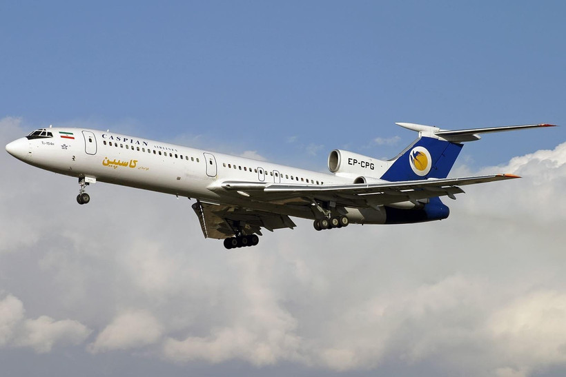 Một máy bay chuẩn bị hạ cánh xuống sân bay Imam Khomeini của Iran. Ảnh minh họa. (Nguồn: AFP/TTXVN)