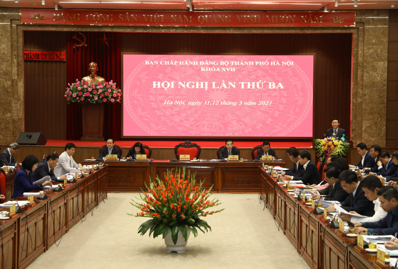 Quang cảnh Hội nghị lần thứ ba Ban Chấp hành Đảng bộ thành phố Hà Nội khóa XVII. (Ảnh: Văn Điệp/TTXVN)