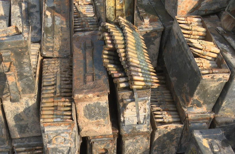 Số lượng đạn bị ngành chức năng thu giữ. (Ảnh: TTXVN phát)