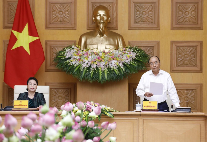 Thủ tướng Nguyễn Xuân Phúc, Bí thư Ban Cán sự Đảng Chính phủ phát biểu tại buổi làm việc. (Ảnh: Dương Giang/TTXVN)