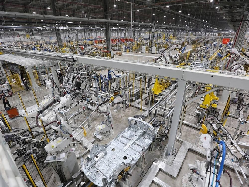 Dự kiến, việc giảm 50% mức thu lệ phí trước bạ lần này có thể làm giảm thu ngân sách Nhà nước khoảng 867 tỷ đồng/tháng. (Ảnh: Minh Sơn/Vietnam+)