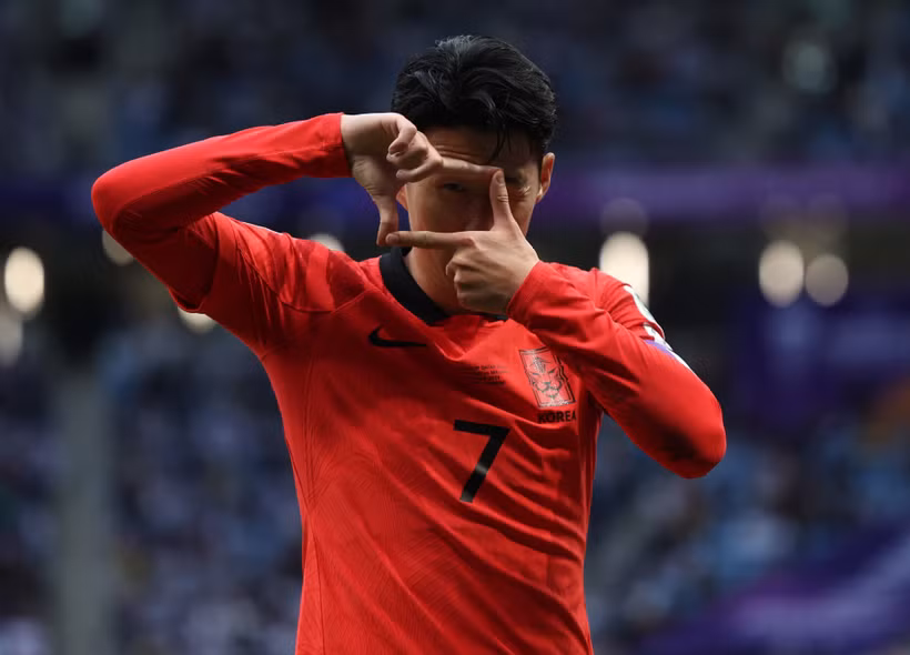 Son Heung-min và Hàn Quốc sẽ đối mặt thử thách lớn ở vòng 1/8. (Ảnh: THX/TTXVN)