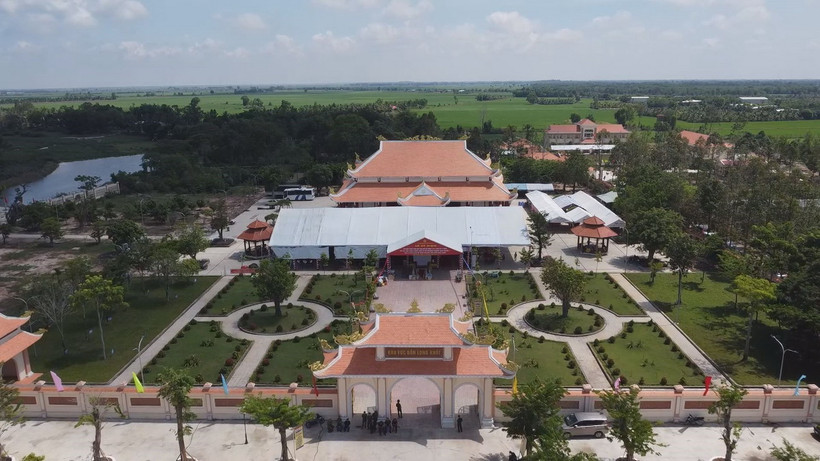 Khung cảnh đền thờ Long Khốt tại xã Thái Bình Trung, huyện Vĩnh Hưng, tỉnh Long An. (Ảnh: Thanh Bình/TTXVN)