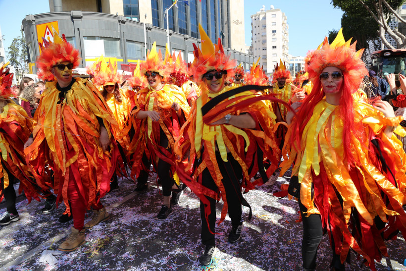 Người dân trong trang phục đặc sắc tham gia lễ hội Carnival ở Limassol, Cộng hòa Cyprus, ngày 10/3/2019. (Ảnh: THX/TTXVN) 