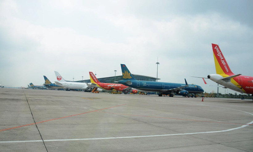 Máy bay của các hãng hàng không tại sân bay Nội Bài. (Ảnh: Việt Hùng/Vietnam+)