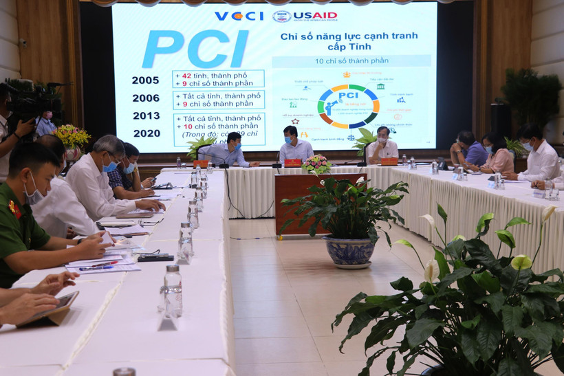 Hội nghị đánh giá PCI năm 2020 và thảo luận các nhiệm vụ, giải pháp nâng cao chỉ số PCI năm 2021 tỉnh Đồng Tháp. (Ảnh: Nguyễn Văn Trí/TTXVN)