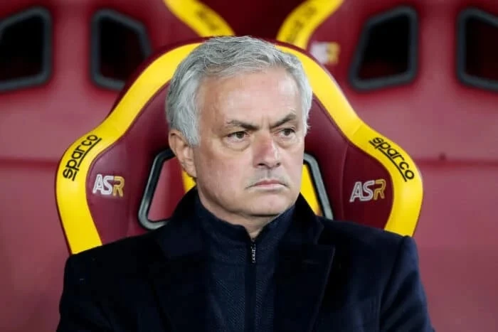 Jose Mourinho bị AS Roma sa thải. (Nguồn: romapress)