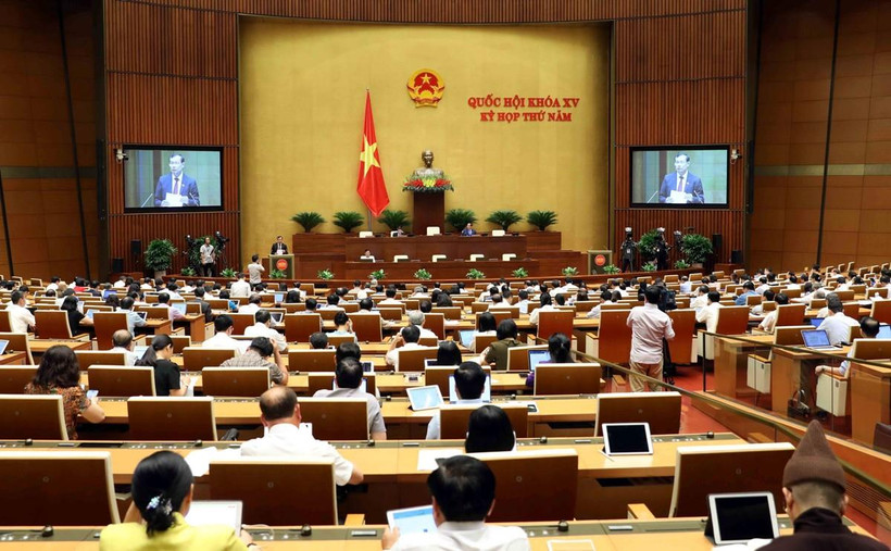 Quốc hội tiếp tục thảo luận tại hội trường về kết quả giám sát việc giải quyết kiến nghị của cử tri gửi đến Kỳ họp thứ 4, Quốc hội khóa XV. (Ảnh: An Đăng/TTXVN)