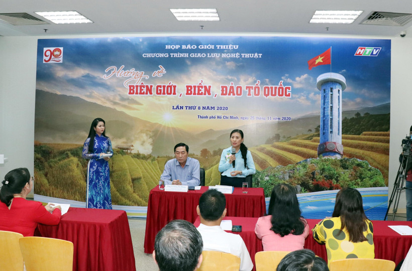 Quang cảnh buổi họp báo. (Ảnh: Xuân Khu/TTXVN)