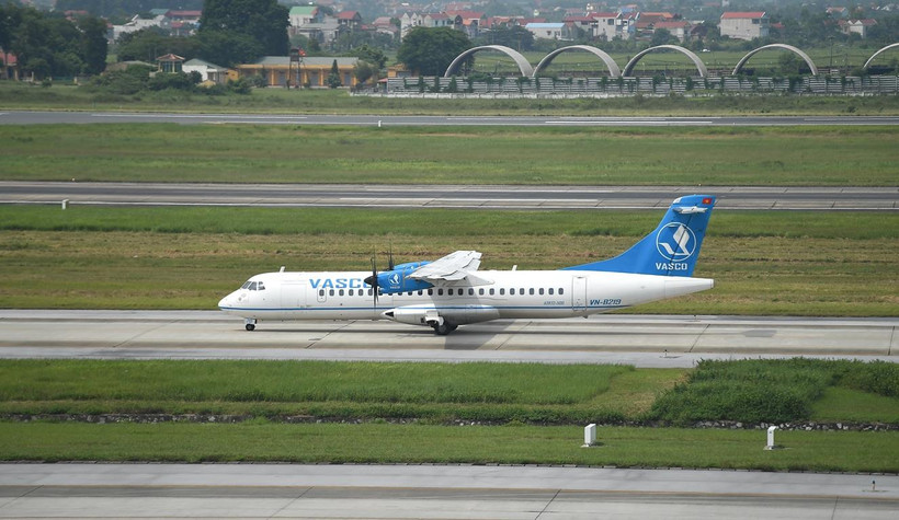 Các đường bay Thành phố Hồ Chí Minh-Rạch Giá, Cà Mau; Hà Nội-Điện Biên được tăng tần suất khai thác bằng máy bay ATR72 của VASCO. (Ảnh: Vietnam+)