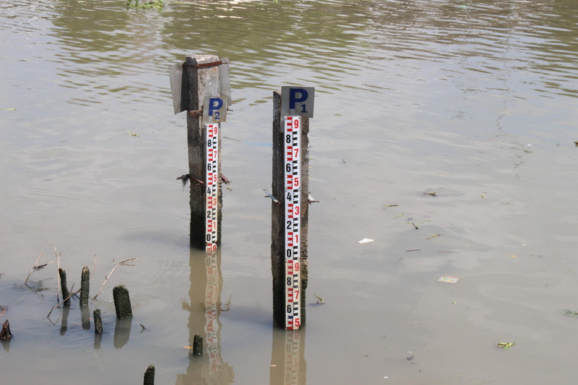 Quan trắc nước mặt tự động. (Ảnh minh họa: Nguyễn Hằng/TTXVN)