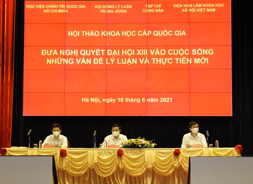 GS.TS Nguyễn Xuân Thắng, Ủy viên Bộ Chính trị, Giám đốc Học viện Chính trị quốc gia Hồ Chí Minh, Chủ tịch Hội đồng Lý luận Trung ương chủ trì Hội thảo. (Ảnh: Nguyễn Điệp/TTXVN)