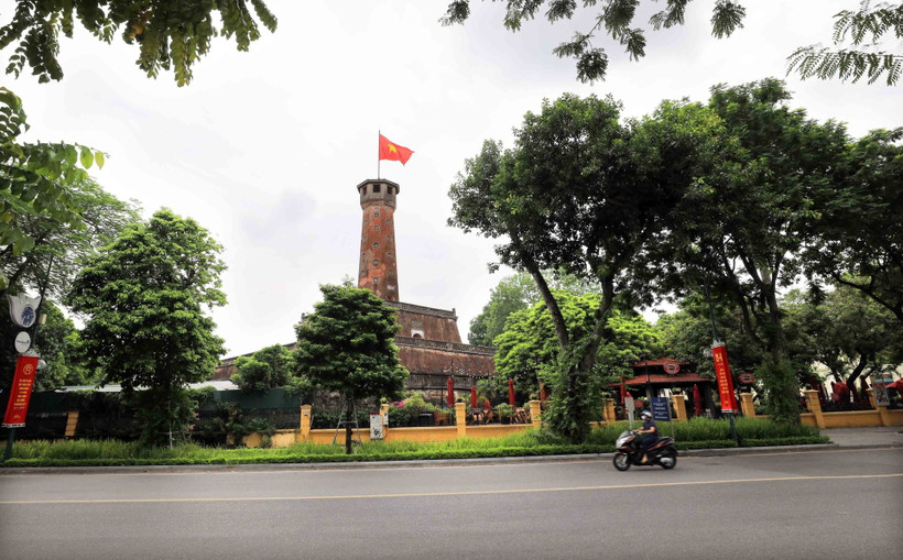 Cột cờ Hà Nội, nơi tổ chức lễ thượng cờ lịch sử, chiều 10/10/1954. (Ảnh: Thanh Tùng/TTXVN)