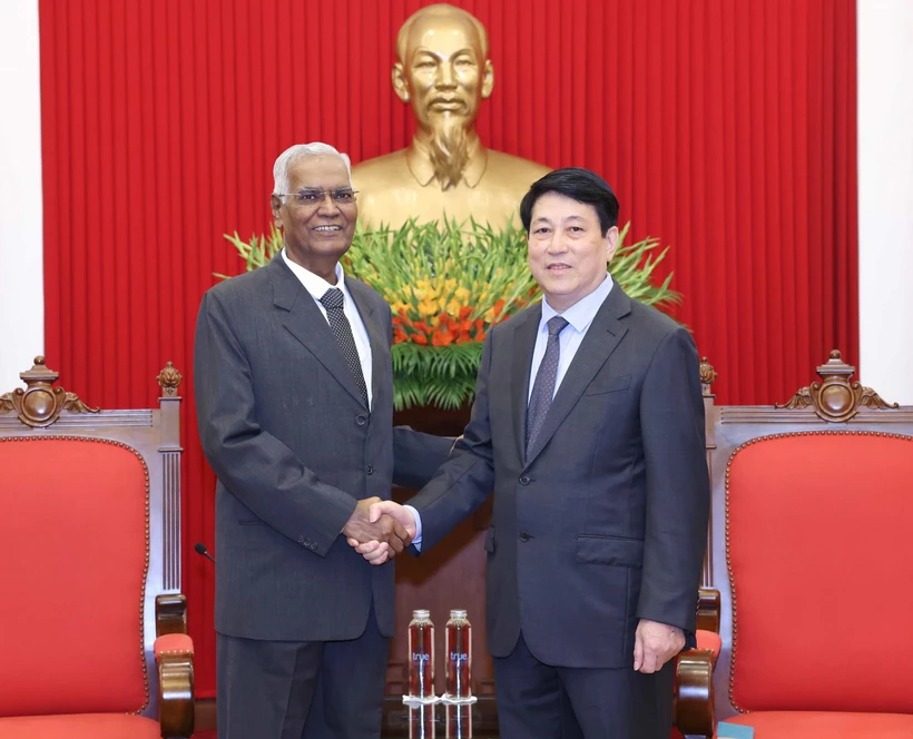 Thường trực Ban Bí thư Lương Cường tiếp Tổng Bí thư Đảng Cộng sản Ấn Độ Doraisamy Raja. (Ảnh: Phương Hoa/TTXVN)