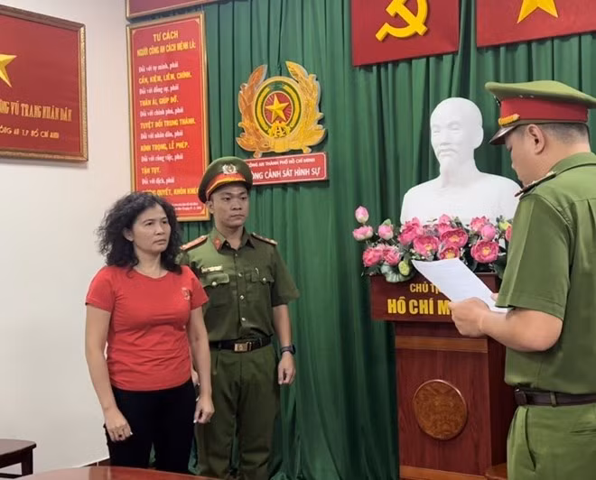 Bị can Đặng Thị Hàn Ni thời điểm bị bắt. (Nguồn: Cơ quan Công an)