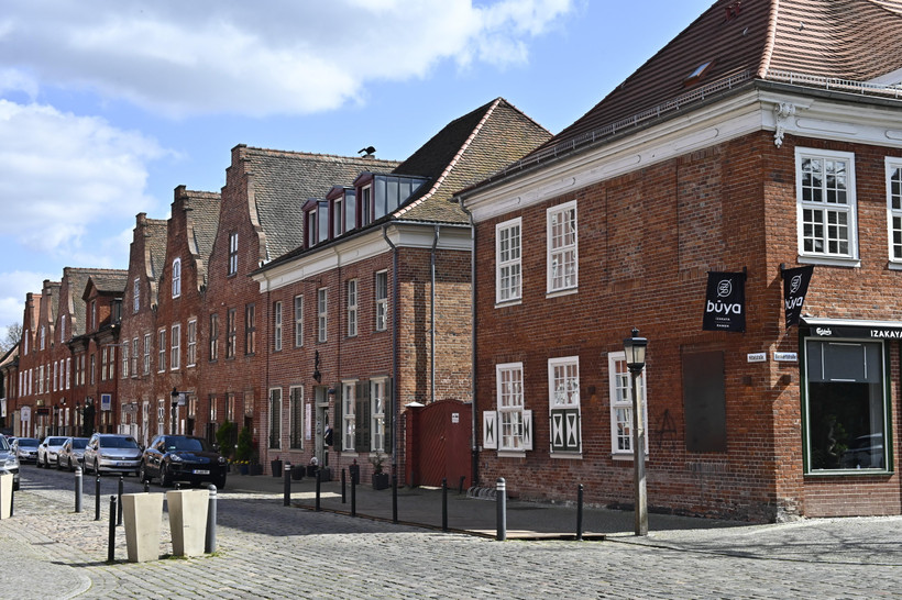 Các cửa hàng đóng cửa do dịch COVID-19 tại Potsdam, Đức ngày 4/4. (Ảnh: AFP/TTXVN)