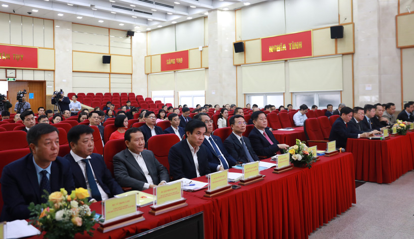 Các đại biểu dự Hội nghị. (Ảnh: Tạp chí Xây dựng Đảng)