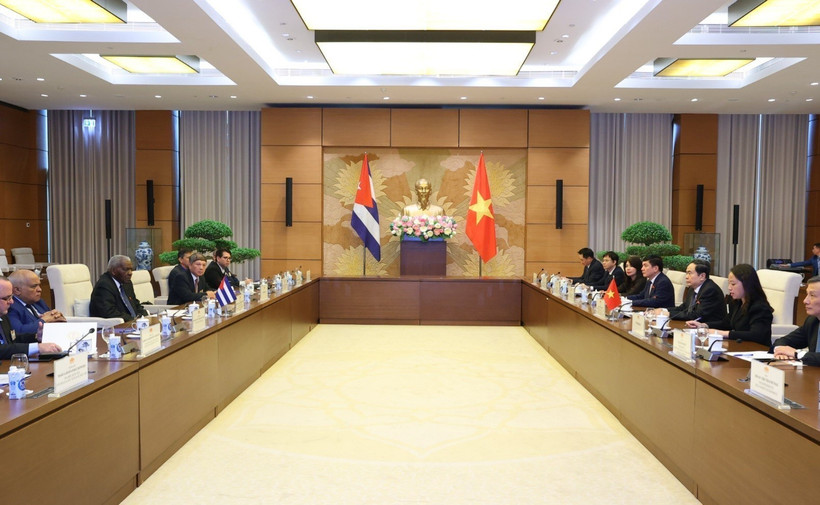 Chủ tịch Quốc hội Trần Thanh Mẫn tiếp Chủ tịch Quốc hội Cuba Esteban Lazo Hernandez. (Ảnh: Văn Điệp/ TTXVN)