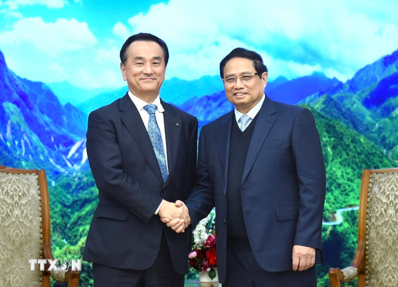 Thủ tướng Phạm Minh Chính tiếp ông Muraoka Tsugumasa, Thống đốc tỉnh Yamaguchi (Nhật Bản). (Ảnh: Dương Giang/TTXVN)