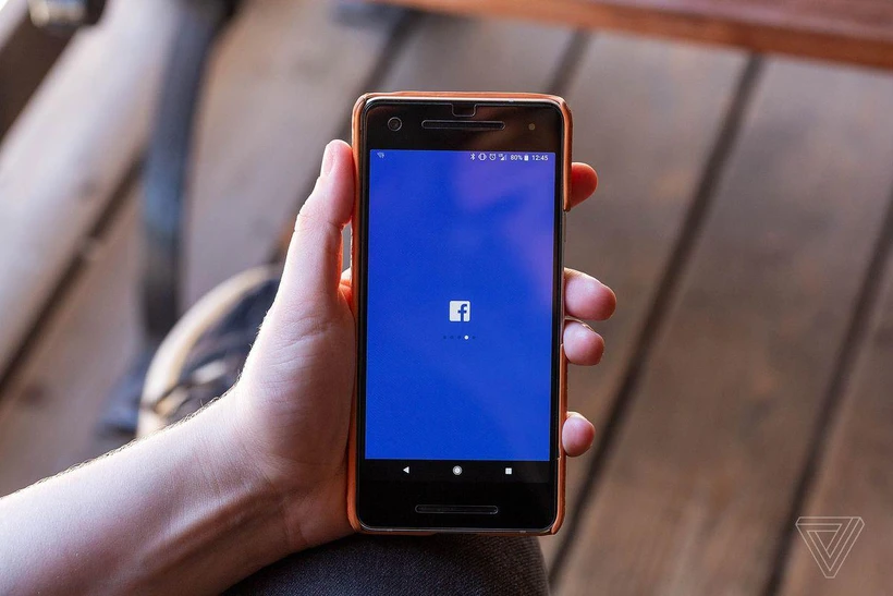 Facebook gặp sự cố sập mạng hôm 28/11. (Nguồn: theverge)
