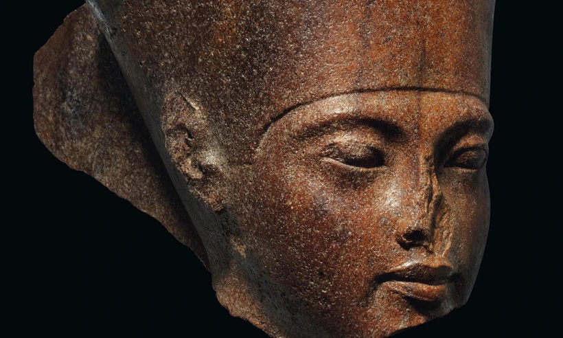 Ai Cập muốn ngăn Christie's đấu giá bức tượng Vua Tutankhamun