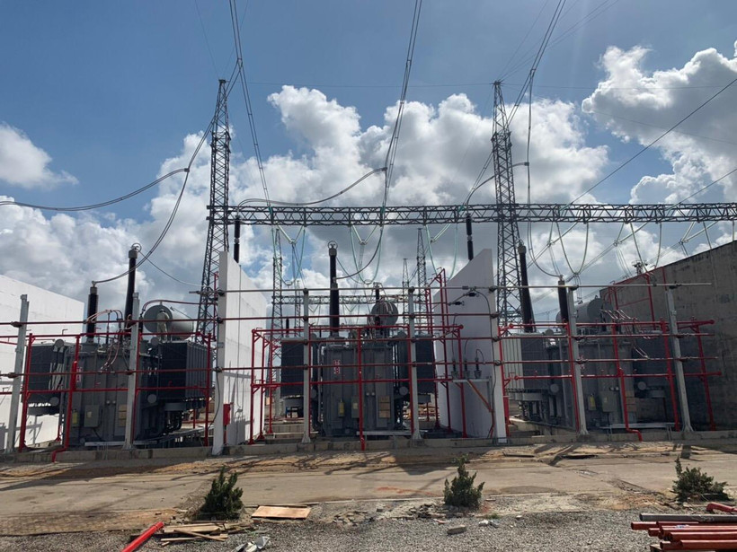 Máy biến áp AT1 (500/220/22 kV - 600 MVA) tại TBA 500 kV Dốc Sỏi. (Nguồn: icon.com.vn)