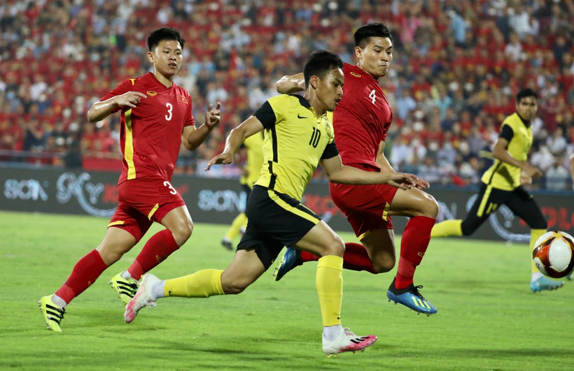 U23 Việt Nam cần phải thắng U23 Malaysia rồi mới tính tiếp. (Ảnh: Hoàng Linh/TTXVN)