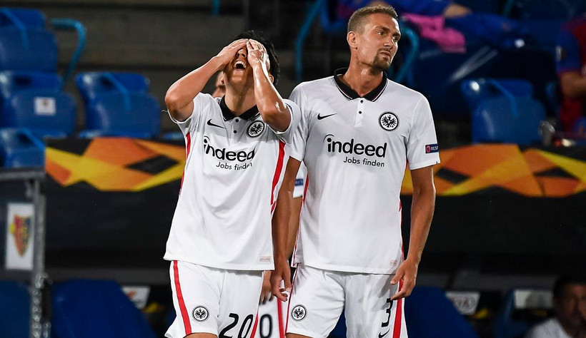 Eintracht Frankfurt chia tay Europa League. (Nguồn: spox.com)