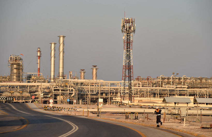 Nhà máy lọc dầu Abqaiq của Aramco tại Saudi Arabia. (Ảnh: AFP/TTXVN)