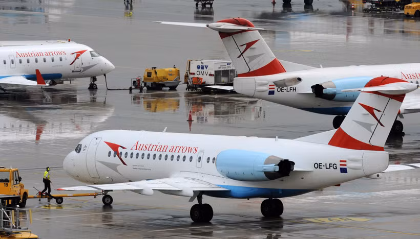 Máy bay của Hãng hàng không Austrian Airlines ở Vienna, Áo. (Ảnh: AFP/TTXVN)
