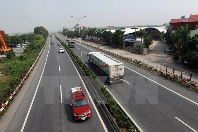 Dự án cao tốc Bắc-Nam có mức phí đường khởi điểm 1.500 đồng/km. (Ảnh: TTXVN)