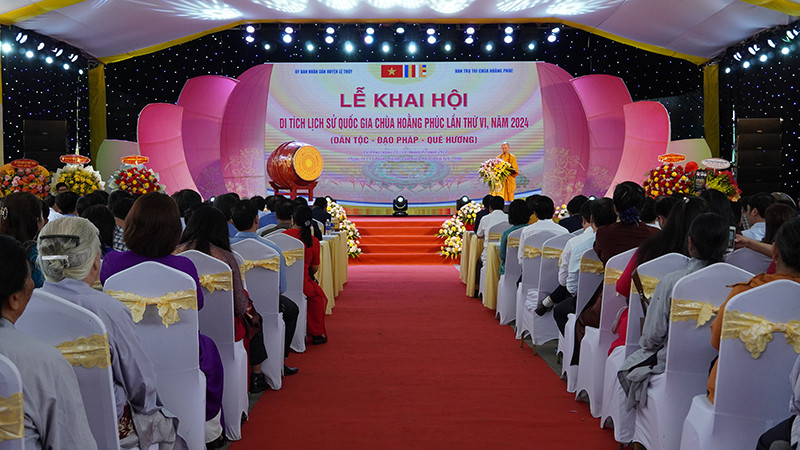 Toàn cảnh buổi lễ. (Nguồn: Báo Quảng Bình)