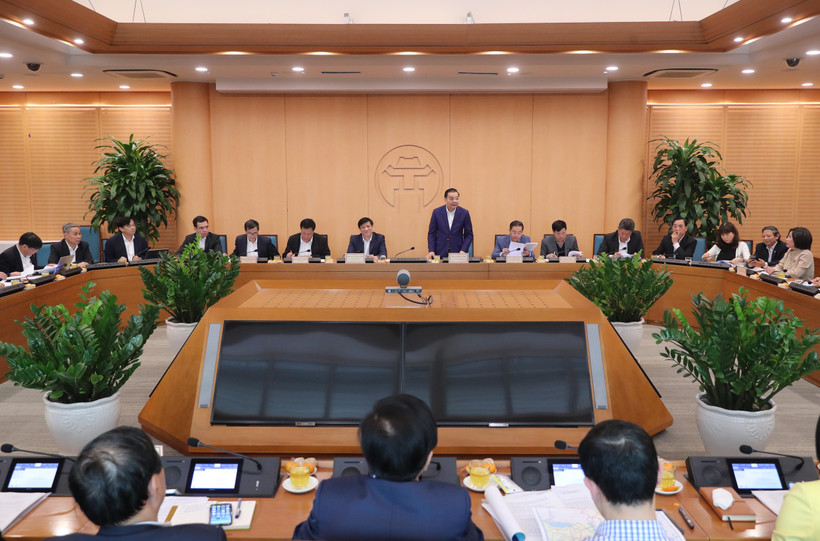 Chủ tịch UBND thành phố Hà Nội Chu Ngọc Anh phát biểu tại buổi làm việc. (Ảnh: Lâm Khánh/TTXVN)
