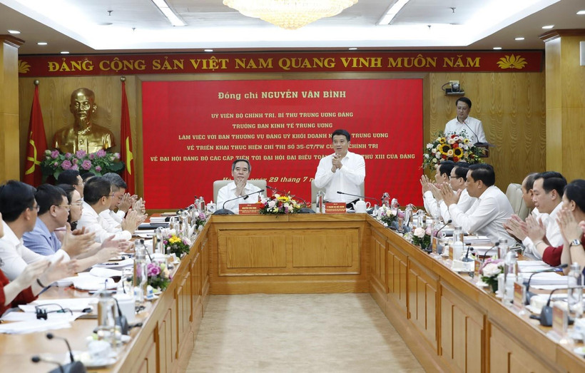 Quang cảnh buổi làm việc. (Ảnh: Dương Giang/TTXVN)