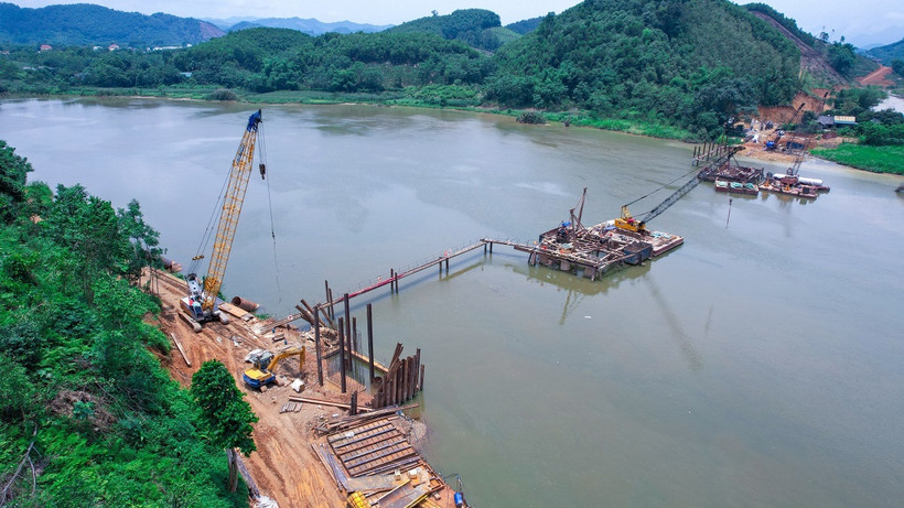 Cầu Hàm Yên là cây cầu lớn nhất của Dự án Cao tốc Tuyên Quang-Hà Giang đoạn qua tỉnh Tuyên Quang. (Ảnh: Việt Hùng/Vietnam+)