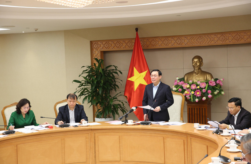 Phó Thủ tướng Vương Đình Huệ, Trưởng Ban Chỉ đạo điều hành giá chỉ đạo cuộc họp. (Ảnh: Dương Giang/TTXVN)