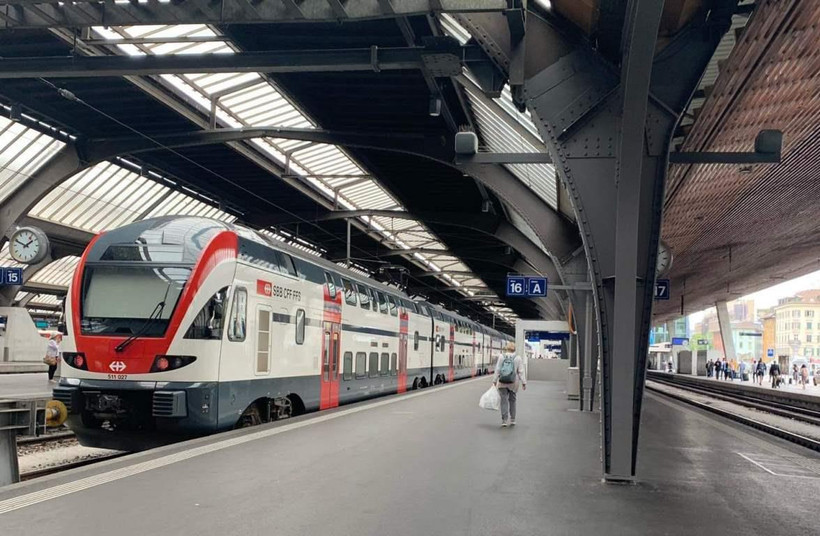 Một tuyến đường sắt tốc độ cao tại Thụy Sỹ. (Ảnh: Đoàn Thu/Vietnam+)