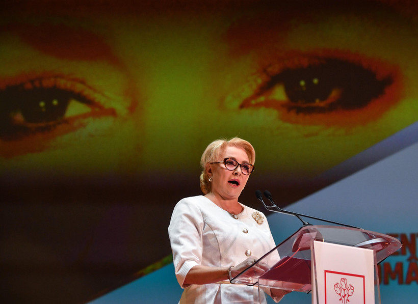 Thủ tướng Romania Viorica Dancila phát biểu tại hội nghị của đảng Xã hội Dân chủ (PSD) cầm quyền, Bucharest ngày 24/8/2019. (Ảnh: AFP/TTXVN)