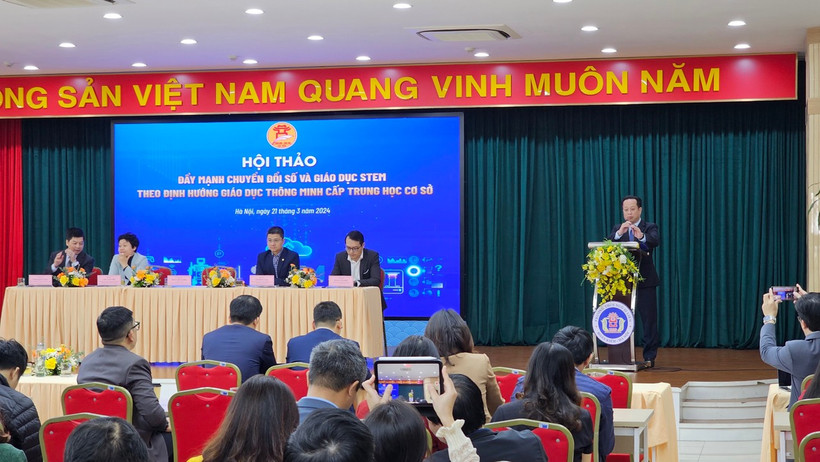 Tiến sỹ Trần Thế Cương, Thành ủy viên, Giám đốc Sở Giáo dục và Đào tạo Hà Nội phát biểu chỉ đạo tại Hội thảo. (Ảnh: PV/Vietnam+)