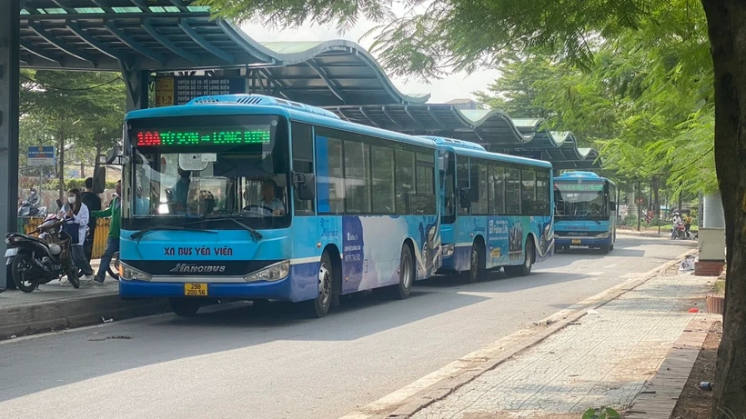 Tuyến buýt số 10A (Long Biên-Từ Sơn) sẽ dừng hoạt động từ ngày 1/4 tới đây. (Ảnh: Việt Hùng/Vietnam+)