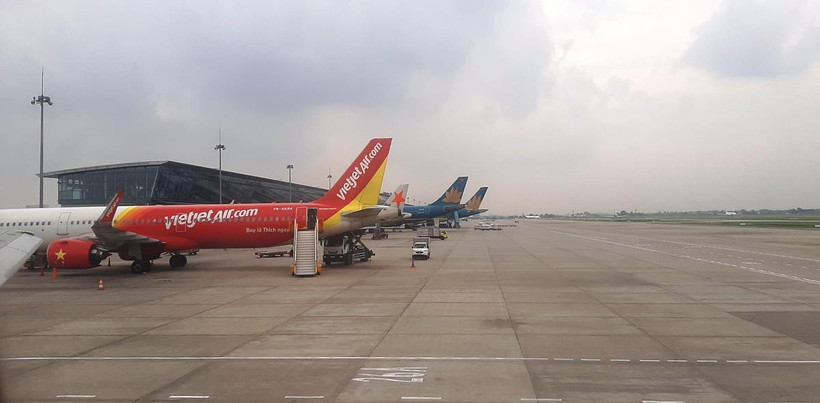 Máy bay của các hãng hàng không tại sân bay Nội Bài. (Ảnh: Việt Hùng/Vietnam+)