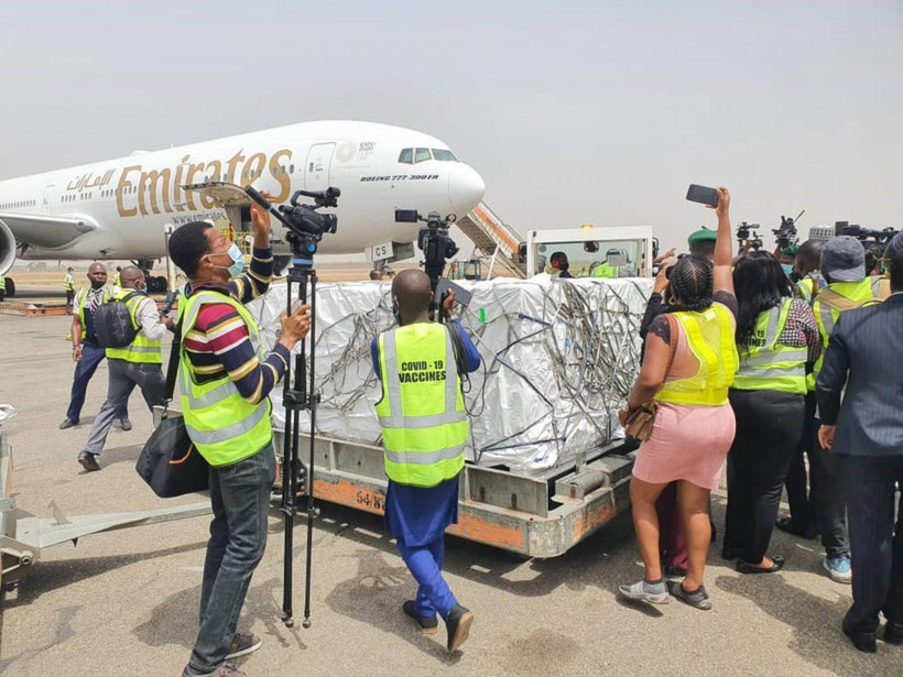 Lô vắcxin tới Nigeria. (Nguồn: (WHO)