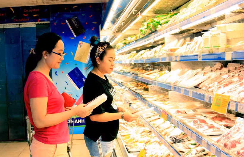 Chỉ số giá tiêu dùng tháng Năm tăng 0,49% so với tháng Tư. (Ảnh minh họa)