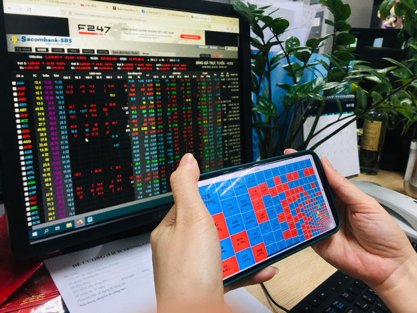 Tuần qua, các nhà đầu tư nước ngoài vẫn bán ròng mạnh với giá trị gần 3.135 tỷ đồng trên sàn HoSE. (Ảnh: Vietnam+)