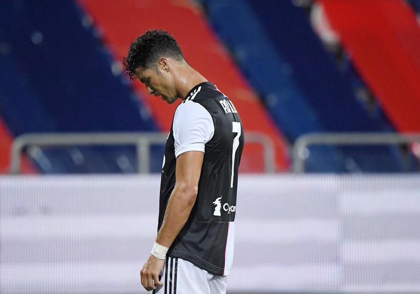 Ronaldo và đồng đội thất bại sau khi đăng quang. (Nguồn: Reduters)