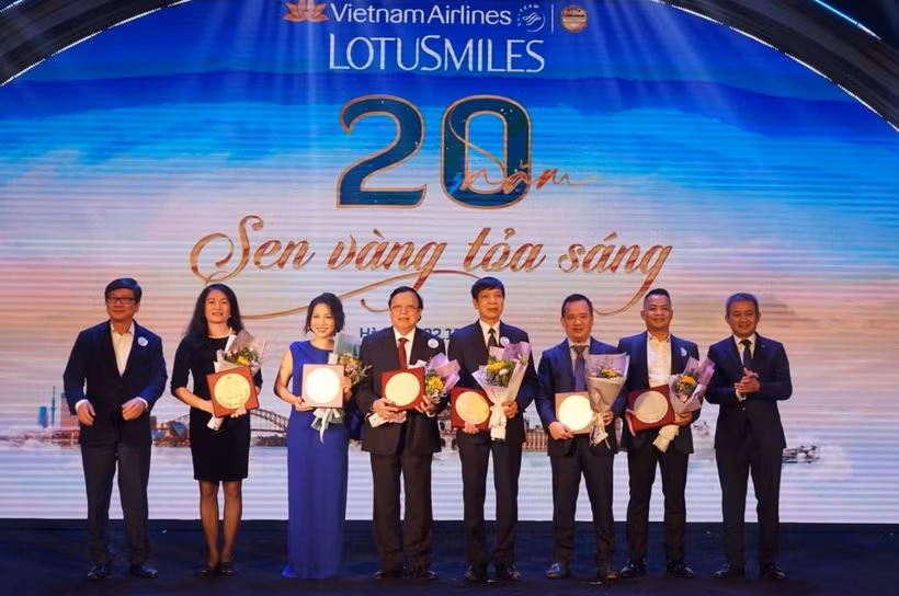 Các hội viên Bông Sen Vàng tiêu biểu được vinh danh tại sự kiện. (Ảnh: CTV/Vietnam)