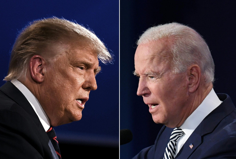 Tổng thống Mỹ Donald Trump (trái) và cựu Phó Tổng thống Mỹ Joe Biden (phải) tại vòng tranh luận trực tiếp đầu tiên ở thành phố Cleveland, bang Ohio ngày 29/9/2020. (Ảnh: AFP/TTXVN)